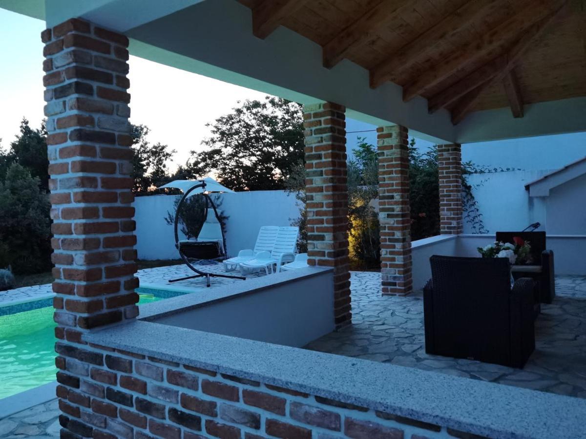 Holiday Homes Sintija Kampor المظهر الخارجي الصورة