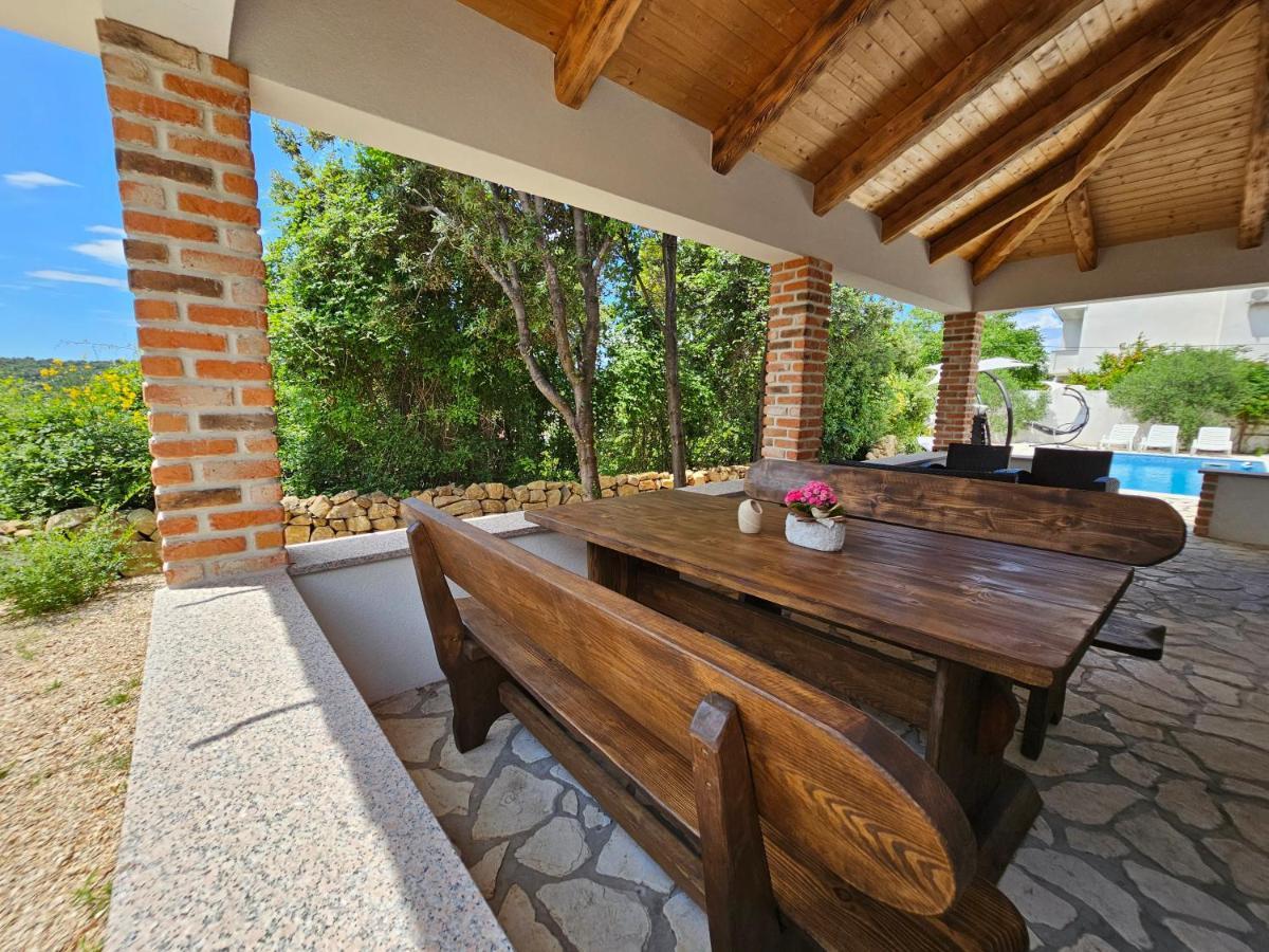 Holiday Homes Sintija Kampor المظهر الخارجي الصورة