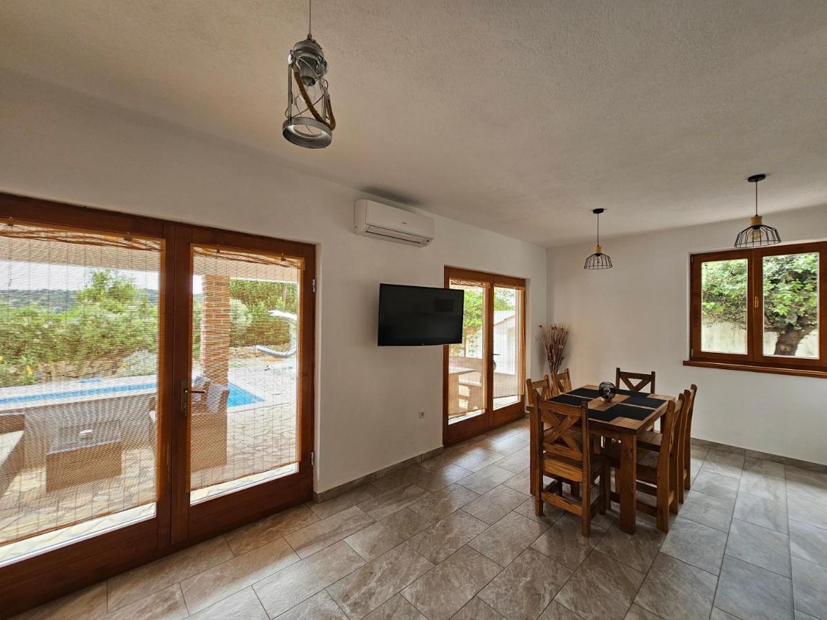 Holiday Homes Sintija Kampor المظهر الخارجي الصورة
