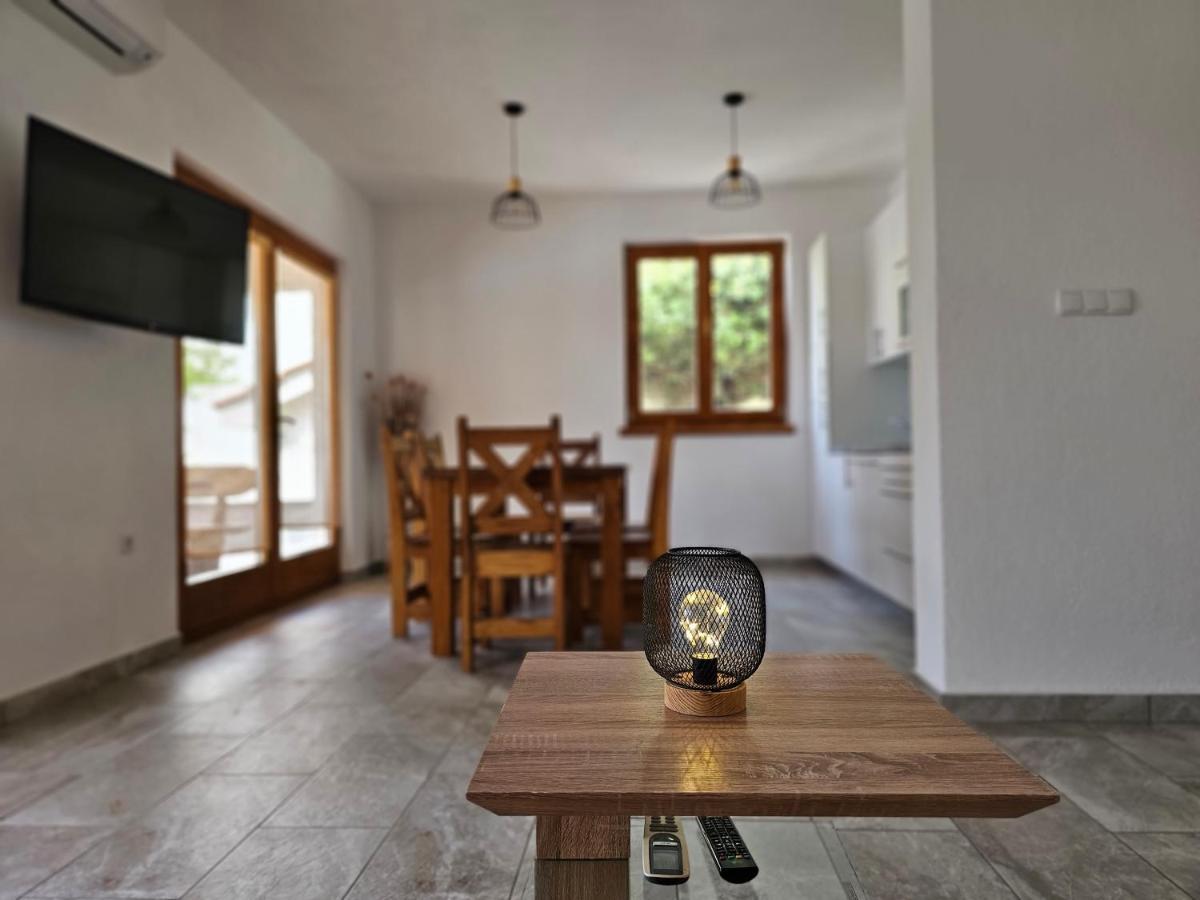 Holiday Homes Sintija Kampor المظهر الخارجي الصورة
