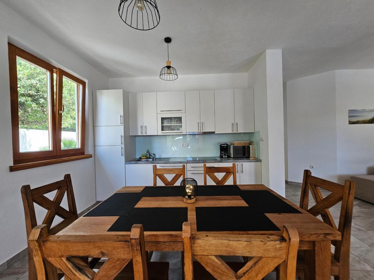 Holiday Homes Sintija Kampor المظهر الخارجي الصورة