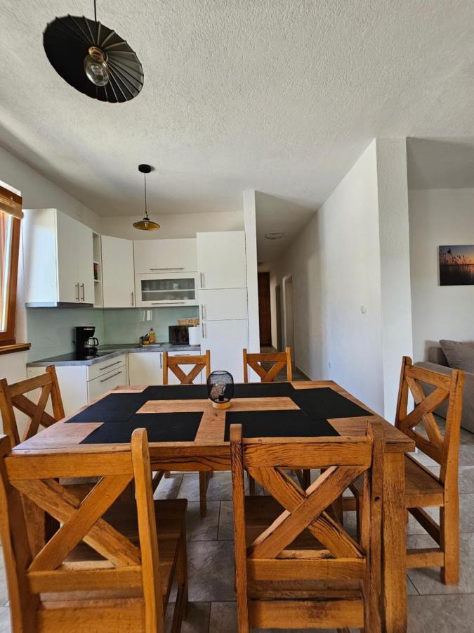 Holiday Homes Sintija Kampor المظهر الخارجي الصورة